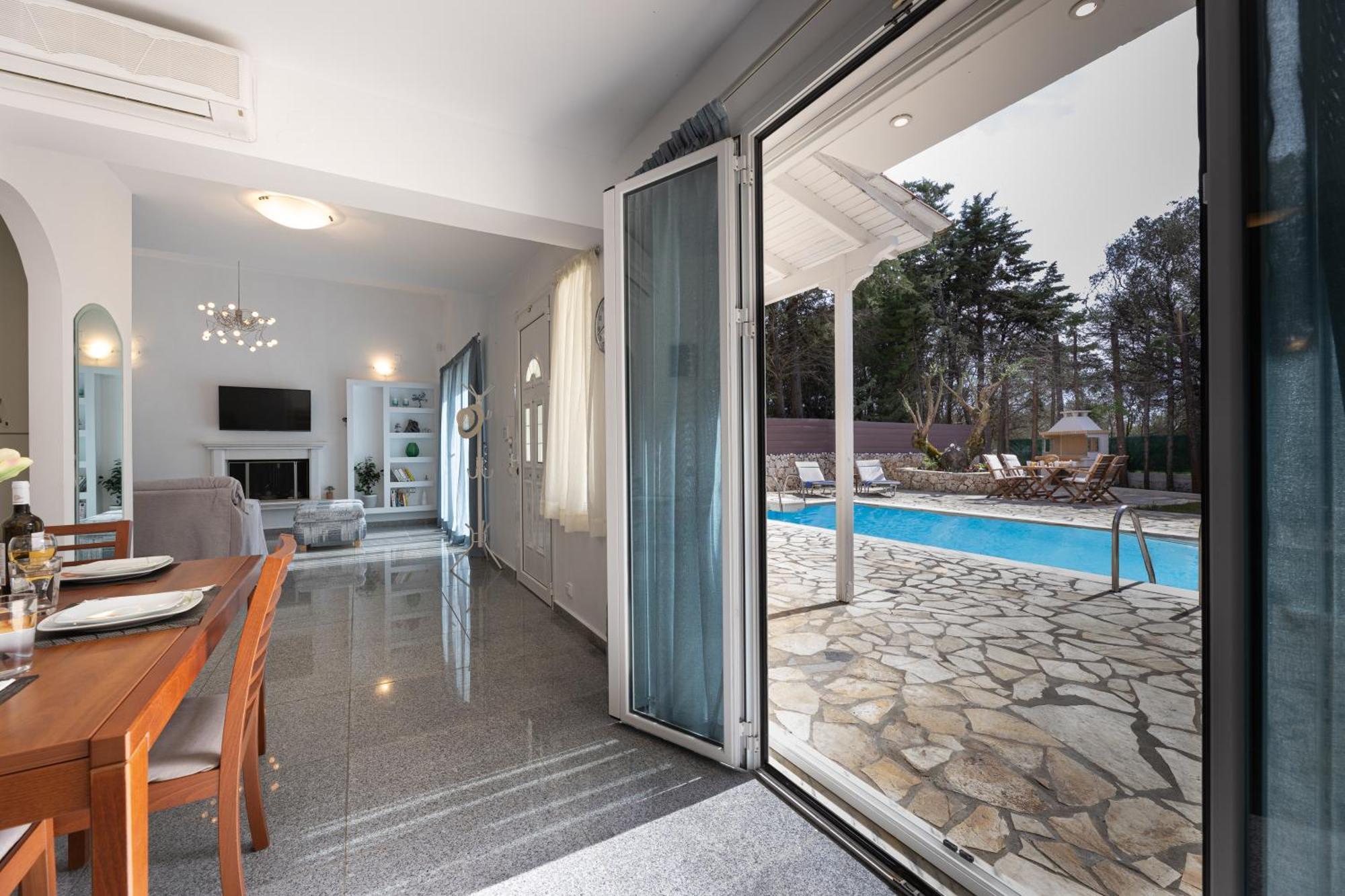 Kataleya Villa *
